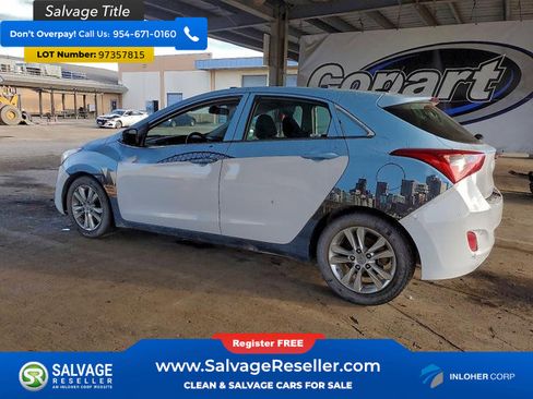 Used 2017 Hyundai Elantra GT FWD image 3