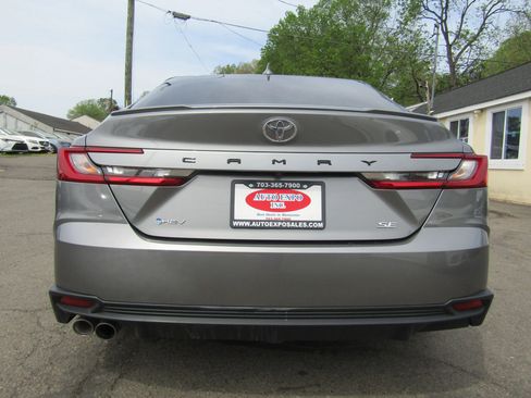 Used 2026 Toyota Camry SE w/ Multimedia Upgrade Package image 6