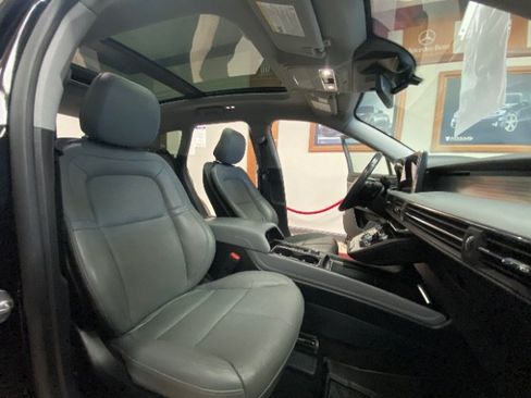 Used 2020 Lincoln Corsair Reserve w/ Equipment Group 201A AWD/4WD image 11