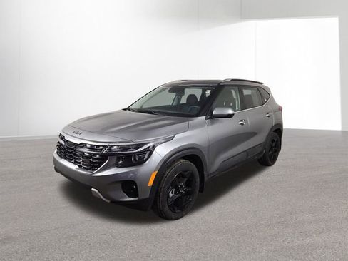 Certified 2026 Kia Seltos EX w/ EX Sunroof Package image 2