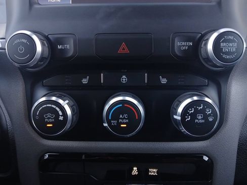 Used 2023 RAM 1500 Lone Star AWD/4WD image 4