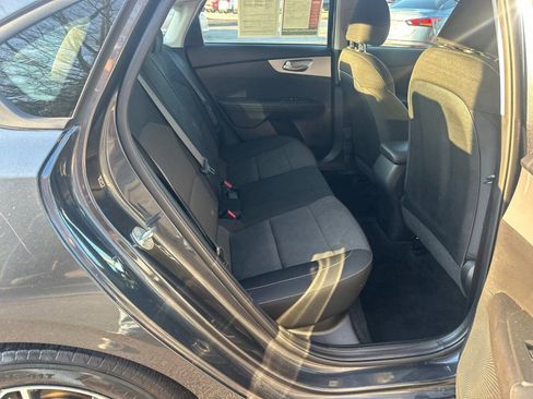 Used 2023 Kia Forte LXS image 15