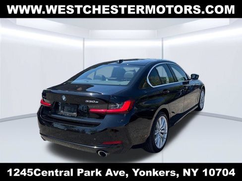 Used 2024 BMW 330e xDrive AWD/4WD image 4
