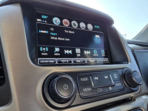 Used 2019 GMC Yukon Denali w/ Denali Ultimate Package image 16