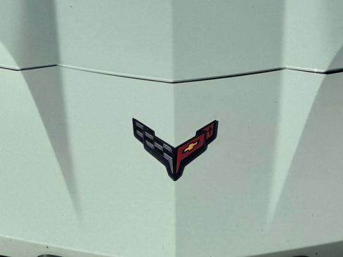 Used 2024 Chevrolet Corvette Stingray Preferred Conv w/ Z51 Performance Package image 43