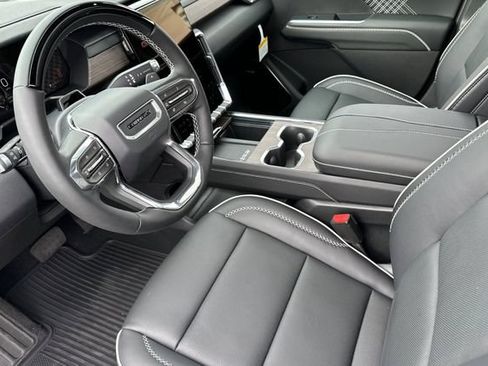 New 2026 GMC Acadia Denali w/ Super Cruise Package AWD/4WD image 9