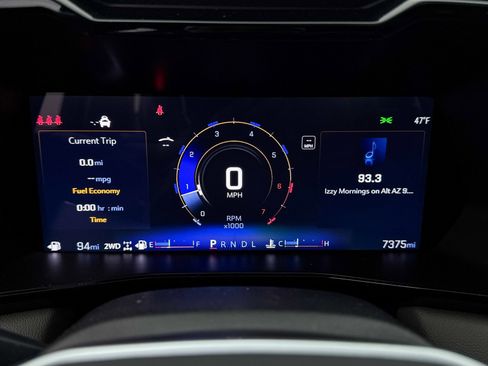 Used 2024 Chevrolet Colorado ZR2 w/ Technology Package image 36