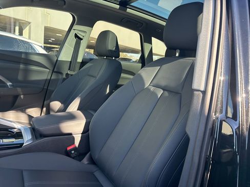 New 2025 Audi Q5 Premium image 12