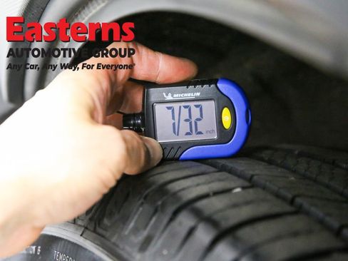 Used 2024 Subaru Ascent Premium w/ Convenience Package image 26