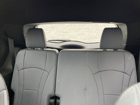 Used 2023 Buick Enclave Essence w/ Experience Buick Package image 11