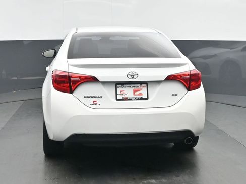 Used 2017 Toyota Corolla L image 8