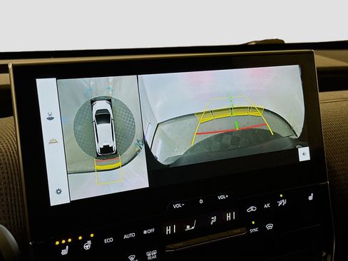 Used 2023 Subaru Solterra AWD image 23