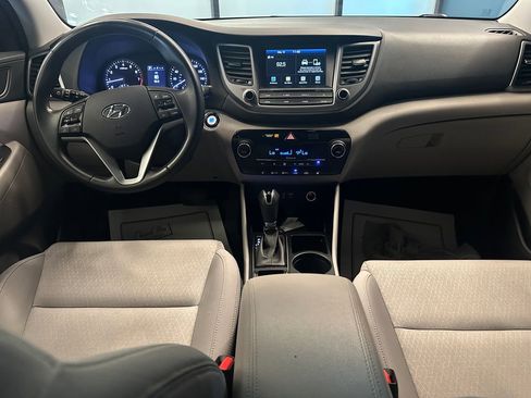 Used 2018 Hyundai Tucson Value w/ Cargo Package AWD/4WD image 9