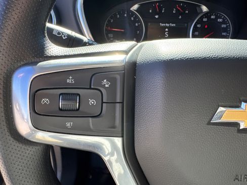 Used 2025 Chevrolet Blazer LT image 24