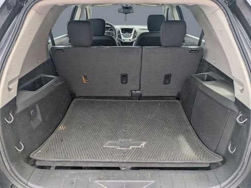 Used 2017 Chevrolet Equinox LS image 12