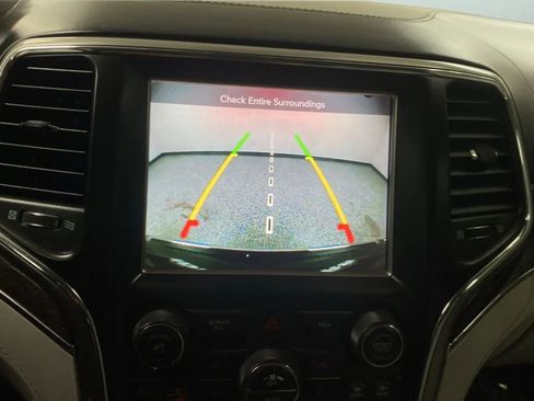 Used 2017 Jeep Grand Cherokee Summit AWD/4WD image 13