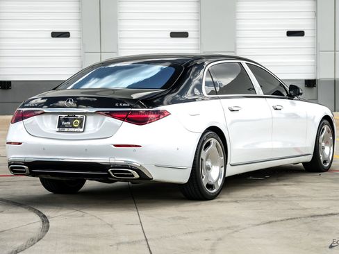 Used 2024 Mercedes-Benz Maybach S 580 4MATIC image 18