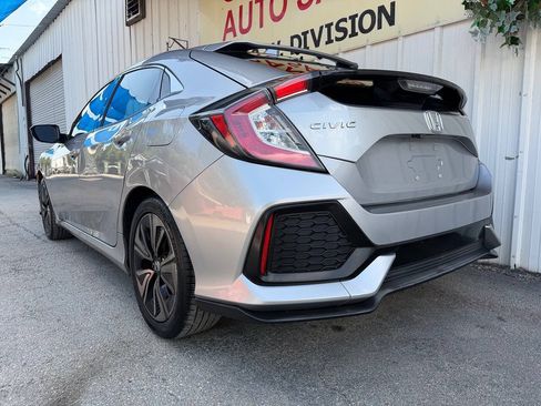 Used 2018 Honda Civic EX image 11