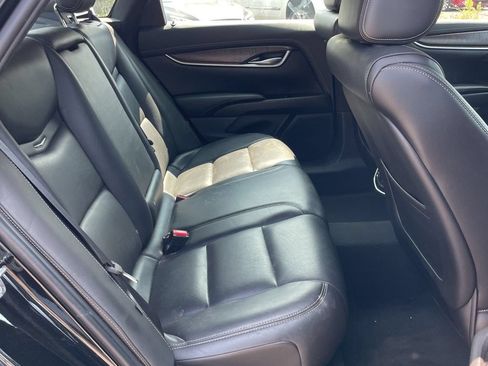 Used 2018 Cadillac XTS Luxury AWD/4WD image 13