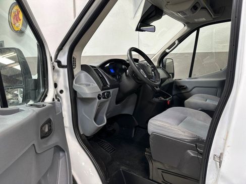 Used 2017 Ford Transit 350 XLT image 11