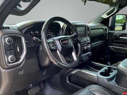 Used 2022 GMC Sierra 2500 AT4 w/ AT4 Preferred Package AWD/4WD image 16
