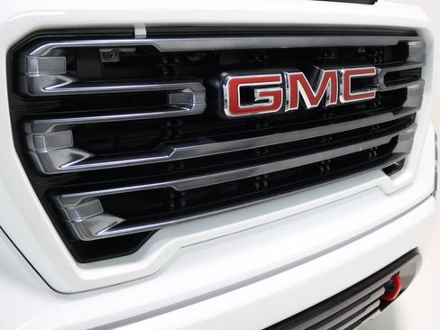 Used 2022 GMC Sierra 1500 AT4 image 29