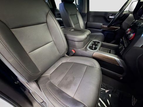 Used 2019 Chevrolet Silverado 1500 LT Trail Boss AWD/4WD image 15