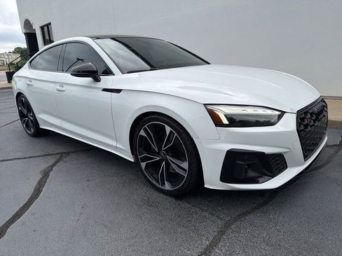 Used 2022 Audi S5 Premium Plus w/ Premium Plus Package AWD/4WD image 2