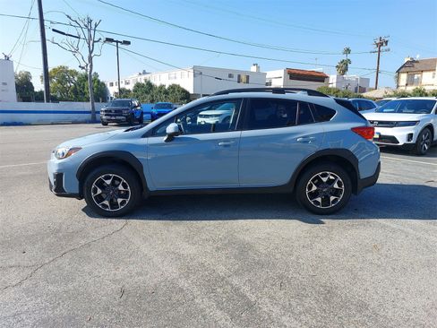 Used 2019 Subaru Crosstrek 2.0i Premium w/ Moonroof Package image 4