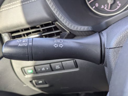 Used 2021 Nissan Sentra SV image 16