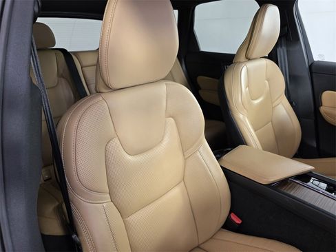 Used 2021 Volvo XC60 T5 Inscription w/ Protection Package Premier image 29