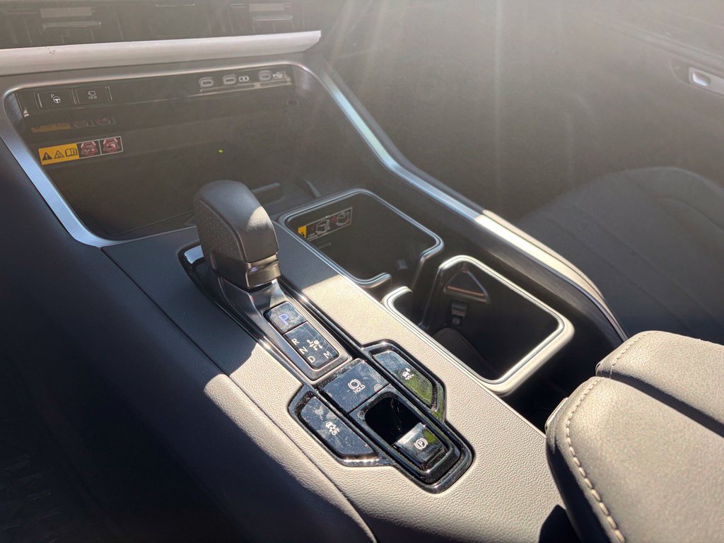 Used 2024 Lexus TX 500h AWD image 28