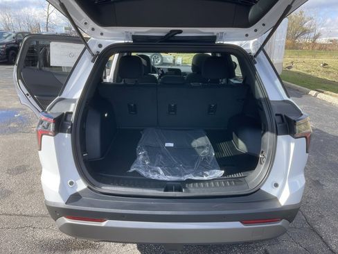 New 2026 Chevrolet Equinox LT image 29