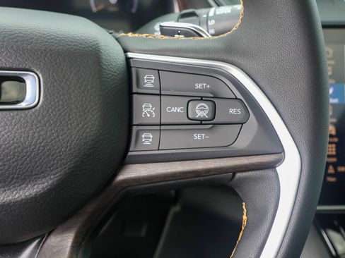 New 2026 Jeep Grand Cherokee L Limited AWD/4WD image 27