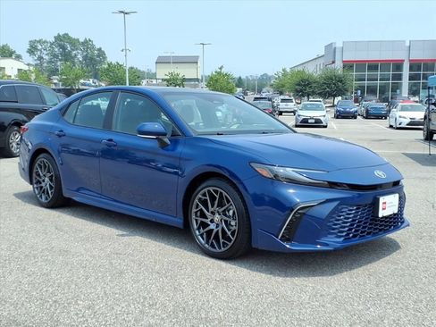 Certified 2025 Toyota Camry XSE FWD image 2