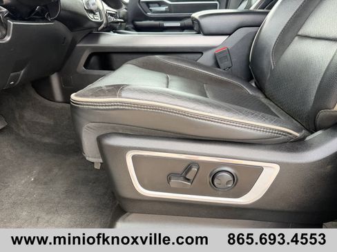 Used 2023 RAM 1500 Laramie AWD/4WD image 13