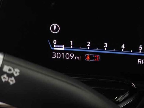 Used 2021 Cadillac Escalade Sport w/ Driver Assist Tech Package AWD/4WD image 24