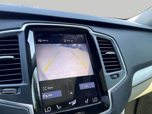 Used 2016 Volvo XC90 T6 Momentum w/ Convenience Package AWD/4WD image 27