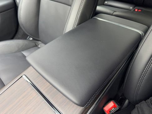 Used 2022 Tesla Model S Base image 67