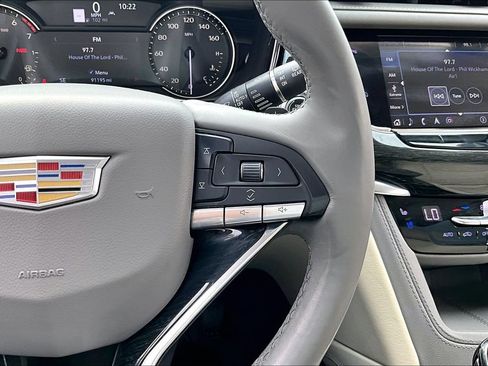 Used 2020 Cadillac XT6 Premium Luxury FWD image 26