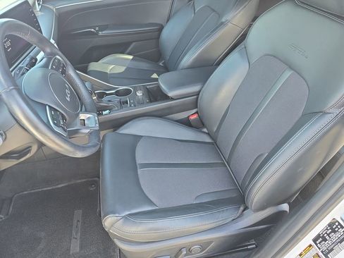 Used 2023 Kia K5 GT-Line w/ GT-Line Premium Package FWD image 17