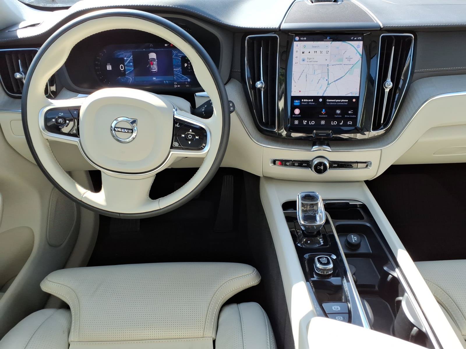 Used 2023 Volvo XC60 T8 Ultimate w/ Climate Package AWD/4WD image 13
