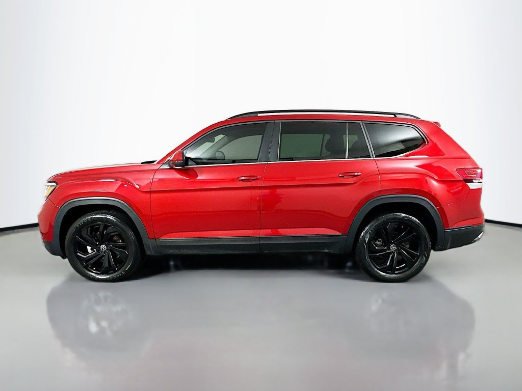 Used 2023 Volkswagen Atlas SE w/ Black Wheel Package FWD image 8