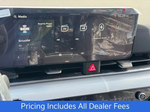 New 2026 Kia Carnival FWD image 18