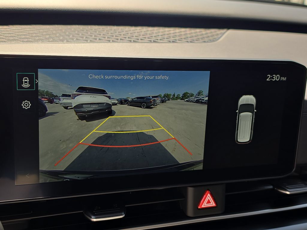 New 2027 Kia Carnival LXS FWD image 24