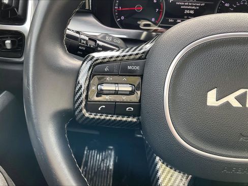 Used 2022 Kia Sorento SX image 21