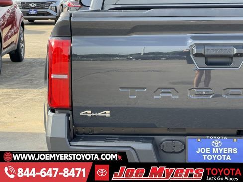Used 2026 Toyota Tacoma SR image 10
