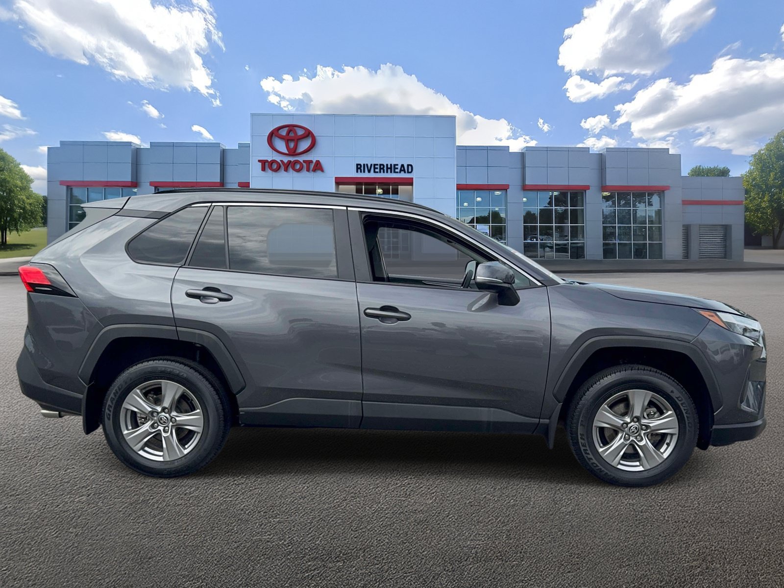 Certified 2023 Toyota RAV4 XLE w/ Convenience Package AWD/4WD image 4
