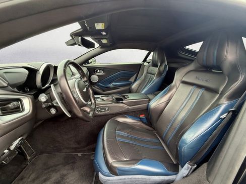 Used 2019 Aston Martin V8 Vantage Coupe RWD image 9