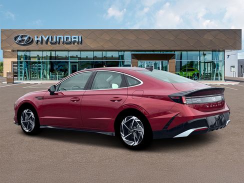 New 2026 Hyundai Sonata SEL FWD image 4